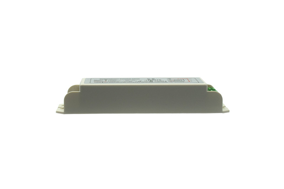 Li Ion Emergency Power Pack Inverter tipe yang dipertahankan Daya darurat 11-20W GS-A1125