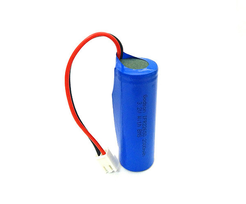 Baterai 3.2V IFR26650 2000mAh LiFePO4 Pack CC CV Mode Pengisian